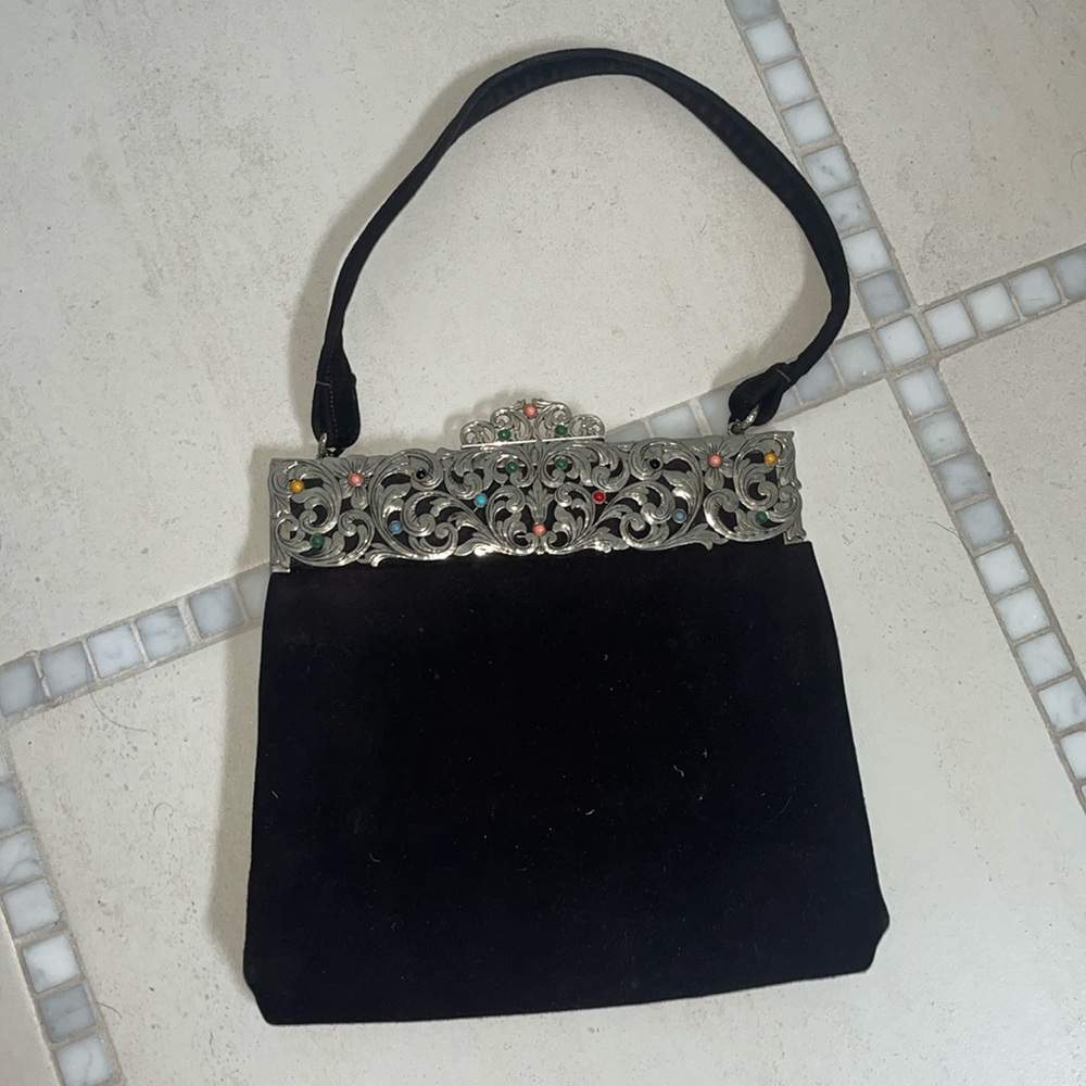 GORGEOUS VTG black satin evening bag